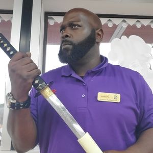 Meet your Posher, Victor